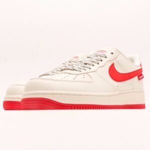 【AT2960】Nike Air Force 1 Low 07 x Supreme ホワイトレッドフルスカイスター ピュアロープロファイルのエアフォースワン フルレングスのハニカムエアクッション内蔵