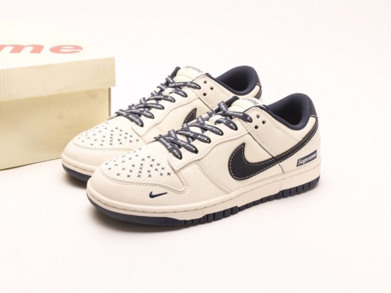 【AT2962】Nike SB Dunk Low Supremeコラボ-ネイビーキャンバス 記念のハイエンドカスタム ローカットカジュアルスニーカー