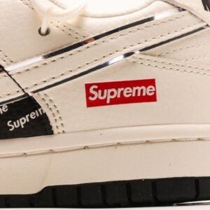 【AT2963】Nike SB Dunk Low Supremeコラボ- ホワイトブラック刻印 アニバーサリー上質カスタム ローカットカジュアルスニーカー
