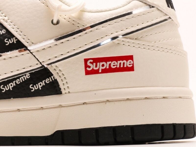 【AT2963】Nike SB Dunk Low Supremeコラボ- ホワイトブラック刻印 アニバーサリー上質カスタム ローカットカジュアルスニーカー