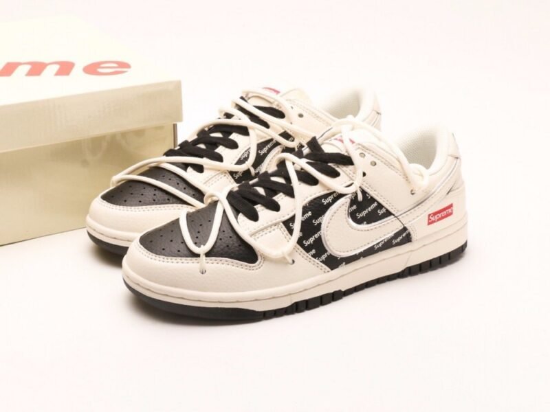 【AT2963】Nike SB Dunk Low Supremeコラボ- ホワイトブラック刻印 アニバーサリー上質カスタム ローカットカジュアルスニーカー