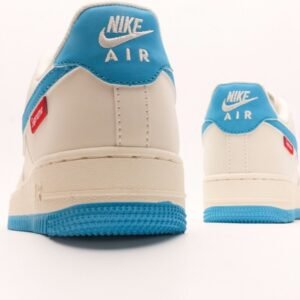 【AT2964】Supreme x Nk Air Force 1'07 Lowコラボレーション湖水青色エアフォース1ローカットカジュアルスニーカー