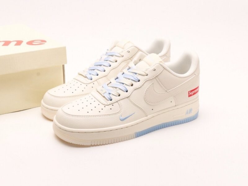 【AT2967】Nike x Supreme Nike Air Force 1'07 Low Supremeコラボ-ホワイトブルーツートン エアフォース1ローウェアラブルカジュアルシューズ