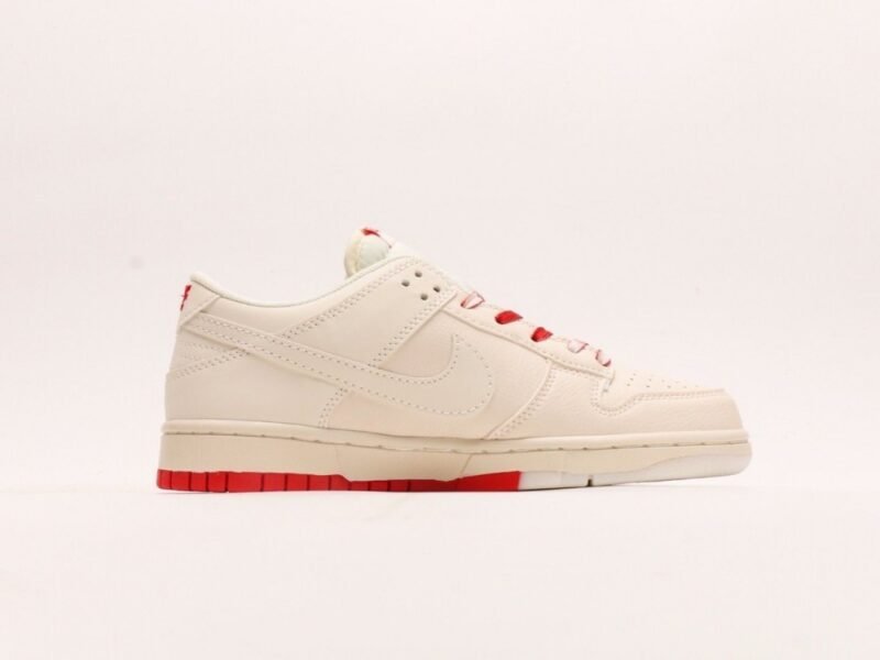 【AT2968】Nike x SupremeのNike SB Dunk Low Supremeコラボレーションローカットカジュアルスポーツスケートボードシューズ