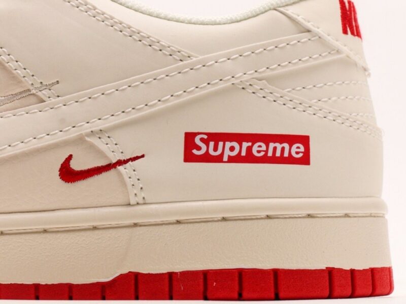 【AT2968】Nike x SupremeのNike SB Dunk Low Supremeコラボレーションローカットカジュアルスポーツスケートボードシューズ