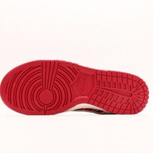 【AT2978】Nike x SupremeのNike SB Dunk Low Supreme-コラボチェック柄生地の配色で、ローカットのカジュアルスポーツスケートボードシューズ。