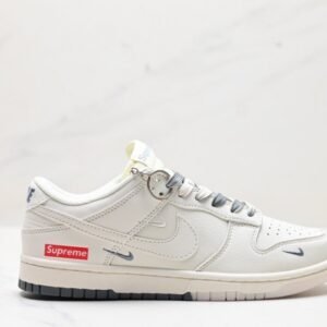 【AT2982】Nike x Supreme Nike SB Dunk Low Supremeコラボレーションローカットカジュアルスポーツスケートボードシューズ