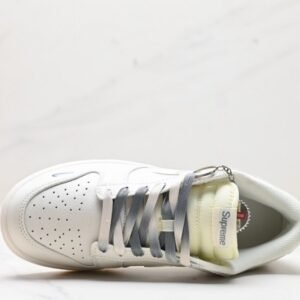 【AT2982】Nike x Supreme Nike SB Dunk Low Supremeコラボレーションローカットカジュアルスポーツスケートボードシューズ