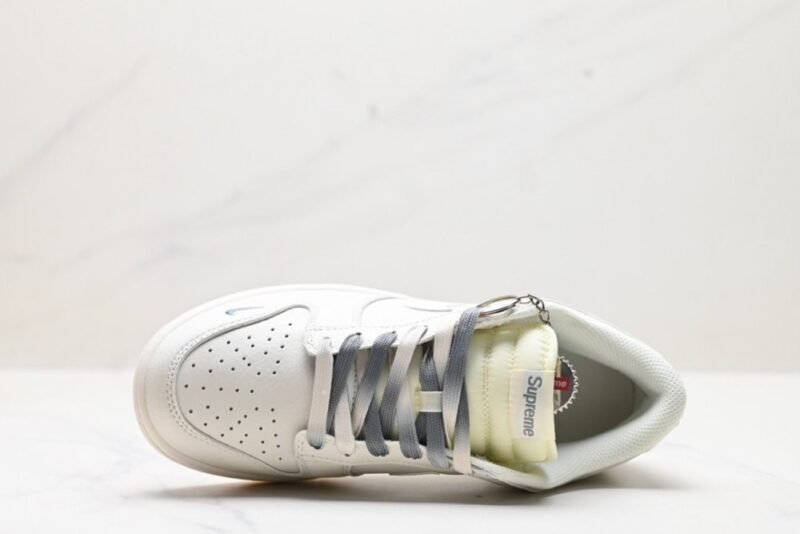 【AT2982】Nike x Supreme Nike SB Dunk Low Supremeコラボレーションローカットカジュアルスポーツスケートボードシューズ