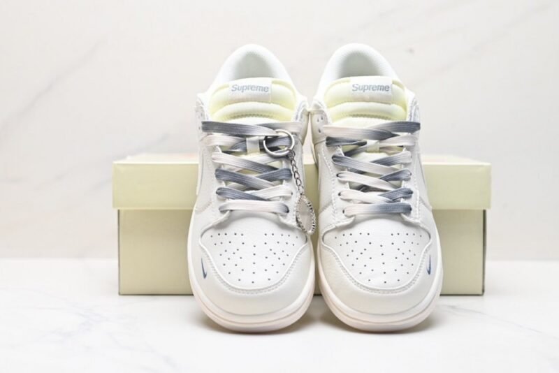 【AT2982】Nike x Supreme Nike SB Dunk Low Supremeコラボレーションローカットカジュアルスポーツスケートボードシューズ