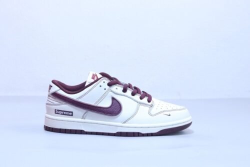 【AT2984】Nike x Supreme Nike SB Dunk Low Pro ヴィンテージロートップカジュアルスケートボードシューズホワイトワイン赤supreme