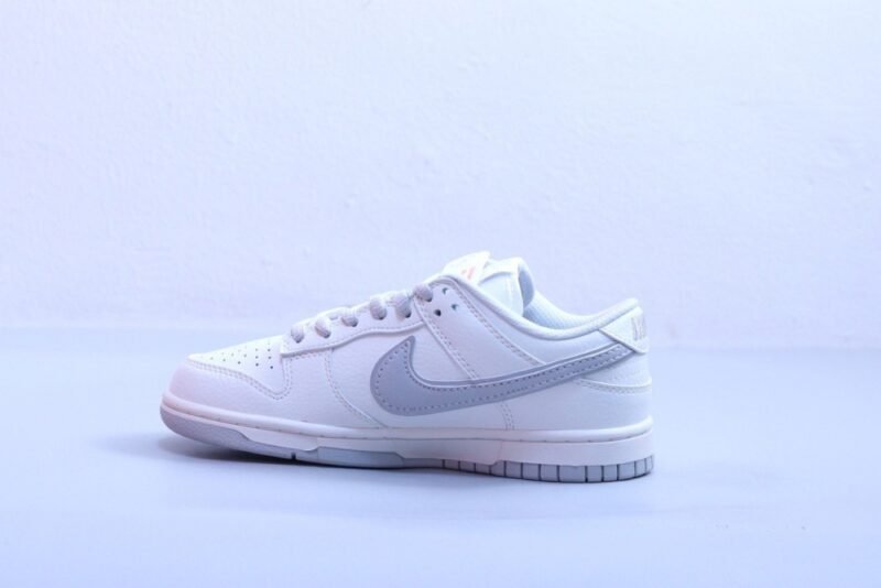 【AT2990】Nike x supreme Nike SB Dunk Low Pro レトロな低靴 休暇スポーツスケートボードシューズ supreme