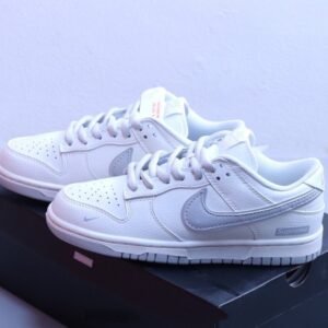 【AT2990】Nike x supreme Nike SB Dunk Low Pro レトロな低靴 休暇スポーツスケートボードシューズ supreme