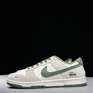 【AT2993】Nike x Stussyという名作、Nike Dunk LowスニーカーのSBシリーズ、Stussyとのコラボレーションモデル。