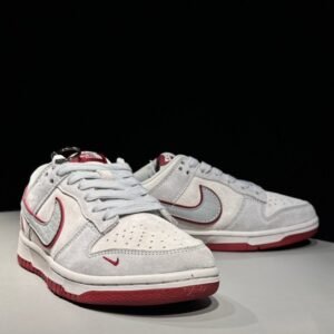【AT2996】Nike x The North Face Nike Dunk Low スニーカー SBシリーズ The North Face コラボ クラシックで汎用性のあるカジュアルスポーツシューズ 厚いシュータンの充填により、快適性が大幅に向上します