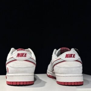【AT2996】Nike x The North Face Nike Dunk Low スニーカー SBシリーズ The North Face コラボ クラシックで汎用性のあるカジュアルスポーツシューズ 厚いシュータンの充填により、快適性が大幅に向上します