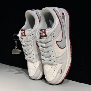 【AT2996】Nike x The North Face Nike Dunk Low スニーカー SBシリーズ The North Face コラボ クラシックで汎用性のあるカジュアルスポーツシューズ 厚いシュータンの充填により、快適性が大幅に向上します