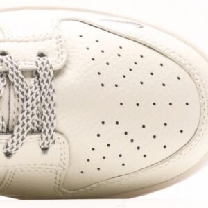 【AT2998】Supreme x Nike Dunk Lowのこのモデルは、伝統的な産業用生産ラインのデザイン制限を打破することを主張します。