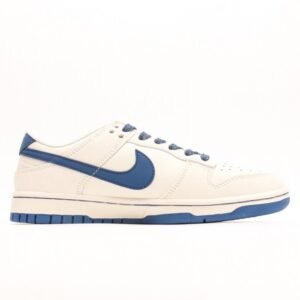 【AT2999】Supreme x Nike Dunk Low ミドリ このデザインは、伝統的な産業用流れ作業ラインの制限を打破することを強調しています。