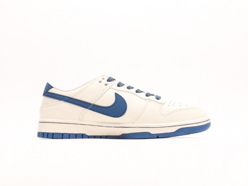 【AT2999】Supreme x Nike Dunk Low ミドリ このデザインは、伝統的な産業用流れ作業ラインの制限を打破することを強調しています。