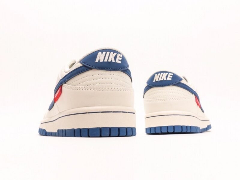 【AT2999】Supreme x Nike Dunk Low ミドリ このデザインは、伝統的な産業用流れ作業ラインの制限を打破することを強調しています。