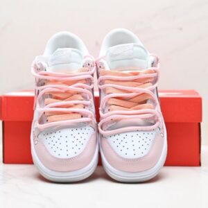 【AT3026】Nike SB Dunk Lowデコンストラクトドローレースシューズは大推薦で、より良い視覚と履き心地体験をもたらします。細部まで完璧です。