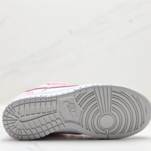 【AT3026】Nike SB Dunk Lowデコンストラクトドローレースシューズは大推薦で、より良い視覚と履き心地体験をもたらします。細部まで完璧です。