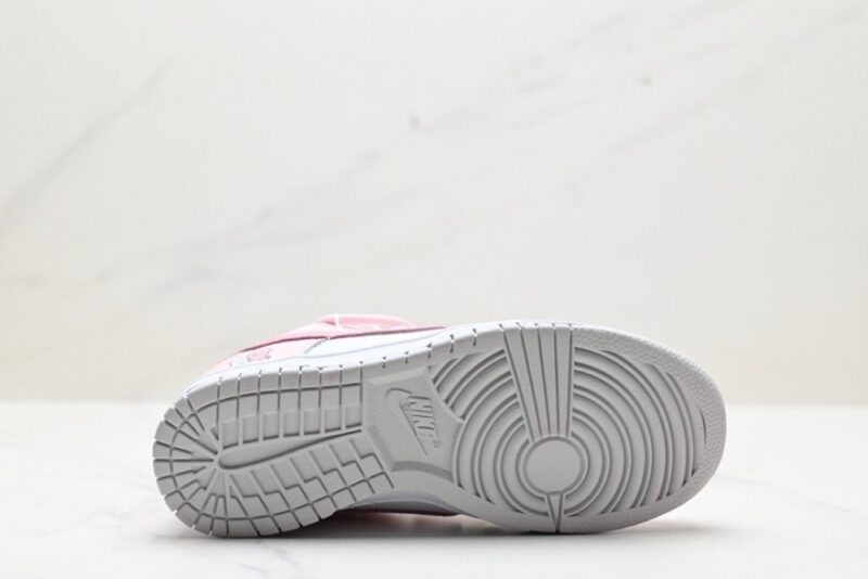 【AT3026】Nike SB Dunk Lowデコンストラクトドローレースシューズは大推薦で、より良い視覚と履き心地体験をもたらします。細部まで完璧です。