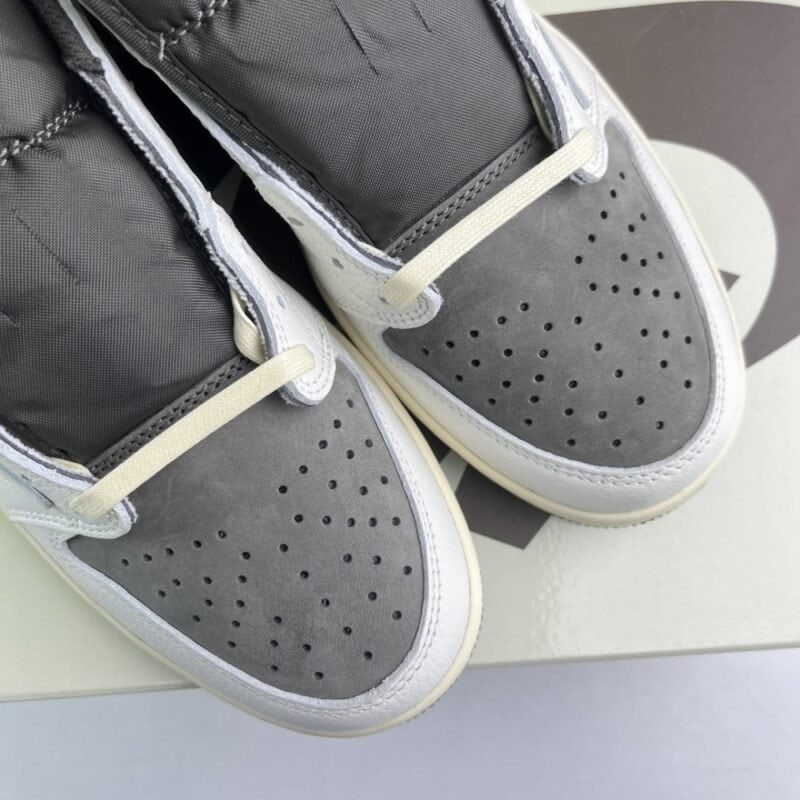 【AT3088】Travis Scott × Nike Air Jordan 1 Low OG SP "Reverse Mocha/Sail and Ridgerock"トラヴィススコット × ナイキ エアジョーダン1 ロー OG SP "リバース モカ/セイル アンド リッジロック" DM7866-162