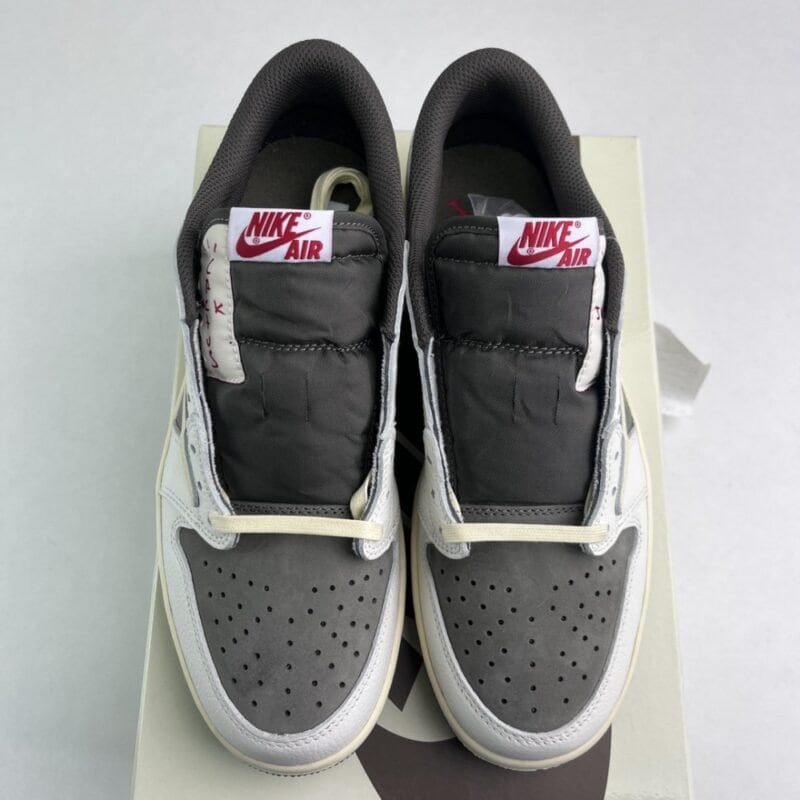 【AT3088】Travis Scott × Nike Air Jordan 1 Low OG SP "Reverse Mocha/Sail and Ridgerock"トラヴィススコット × ナイキ エアジョーダン1 ロー OG SP "リバース モカ/セイル アンド リッジロック" DM7866-162