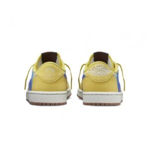 【AT3089】Travis Scott × Nike WMNS Air Jordan 1 Retro Low OG "Canary" トラヴィス・スコット × ナイキ ウィメンズ エアジョーダン1 レトロ ロー OG "カナリー" 品番: DZ4137-700