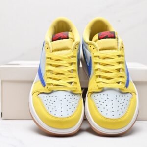 【AT3089】Travis Scott × Nike WMNS Air Jordan 1 Retro Low OG "Canary" トラヴィス・スコット × ナイキ ウィメンズ エアジョーダン1 レトロ ロー OG "カナリー" 品番: DZ4137-700