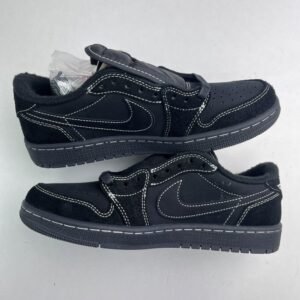 【AT3093】Travis Scott × Nike Air Jordan 1 Low OG SP "Black Phantom"トラヴィス・スコット × ナイキ エアジョーダン1 ロー OG SP "ブラック ファントム"です DM7866-001