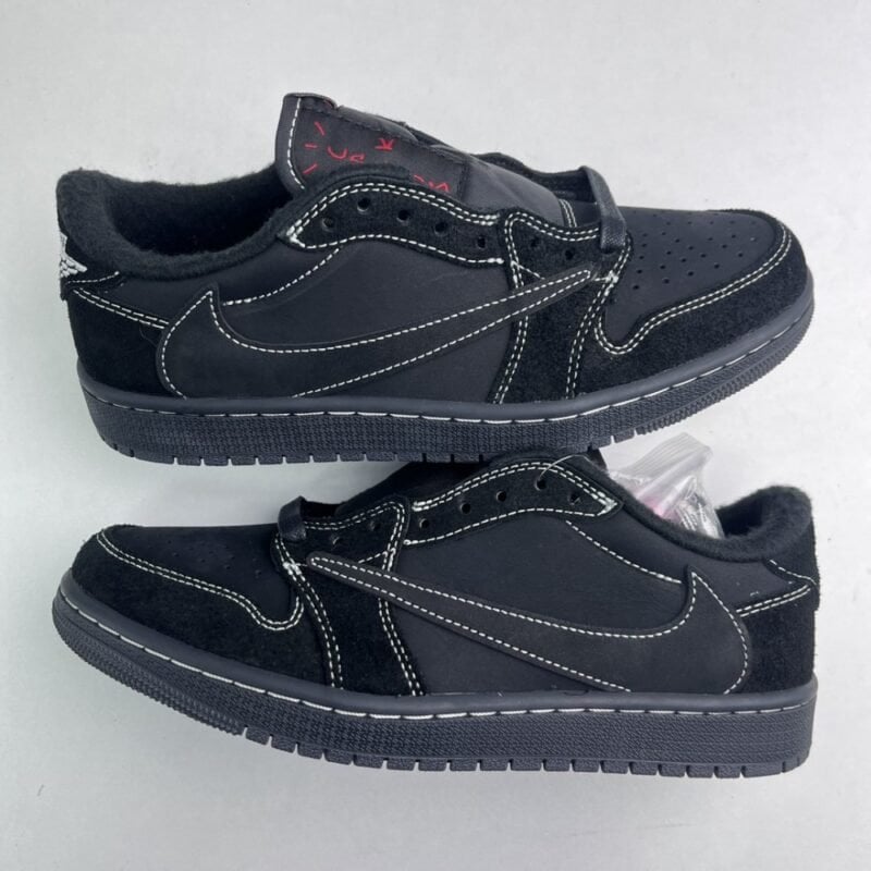【AT3093】Travis Scott × Nike Air Jordan 1 Low OG SP "Black Phantom"トラヴィス・スコット × ナイキ エアジョーダン1 ロー OG SP "ブラック ファントム"です DM7866-001