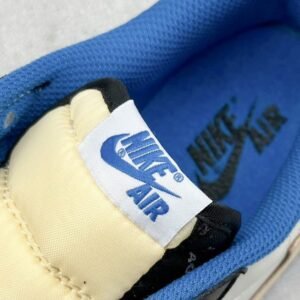 【AT3094】Travis Scott × Fragment × Nike Air Jordan 1 Low OG SP "Military Blue" トラヴィス・スコット × フラグメント × ナイキ エアジョーダン1 ロー OG SP "ミリタリー ブルー" DM7866-140