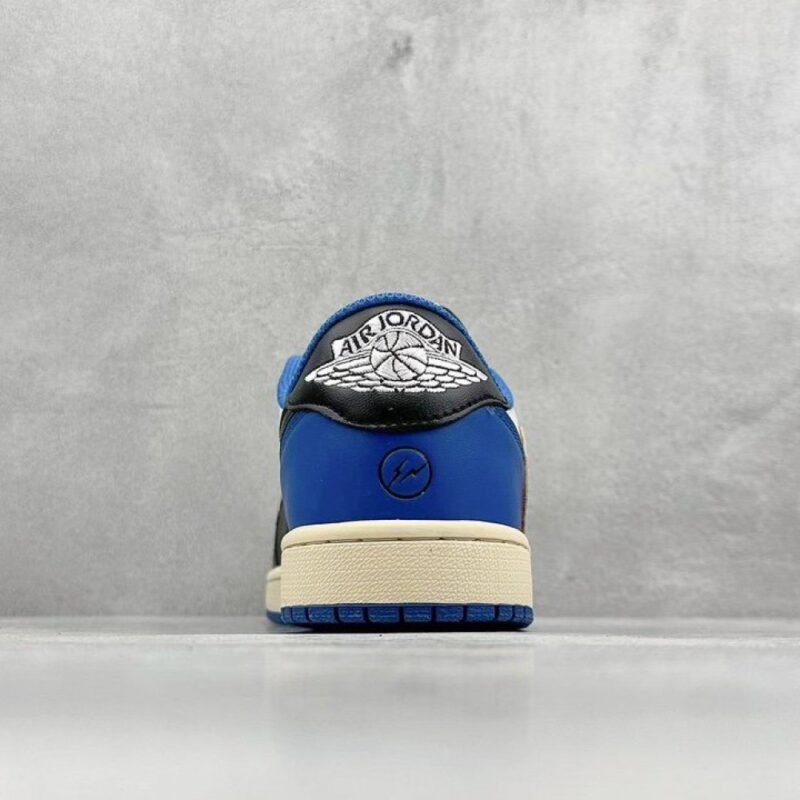 【AT3094】Travis Scott × Fragment × Nike Air Jordan 1 Low OG SP "Military Blue" トラヴィス・スコット × フラグメント × ナイキ エアジョーダン1 ロー OG SP "ミリタリー ブルー" DM7866-140