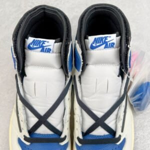 【AT3096】Travis Scott × Fragment × Nike Air Jordan 1 Retro High OG SP "Military Blue"トラヴィススコット × フラグメント × ナイキ エアジョーダン1 レトロ ハイ OG SP "ミリタリー ブルー" DH3227-105