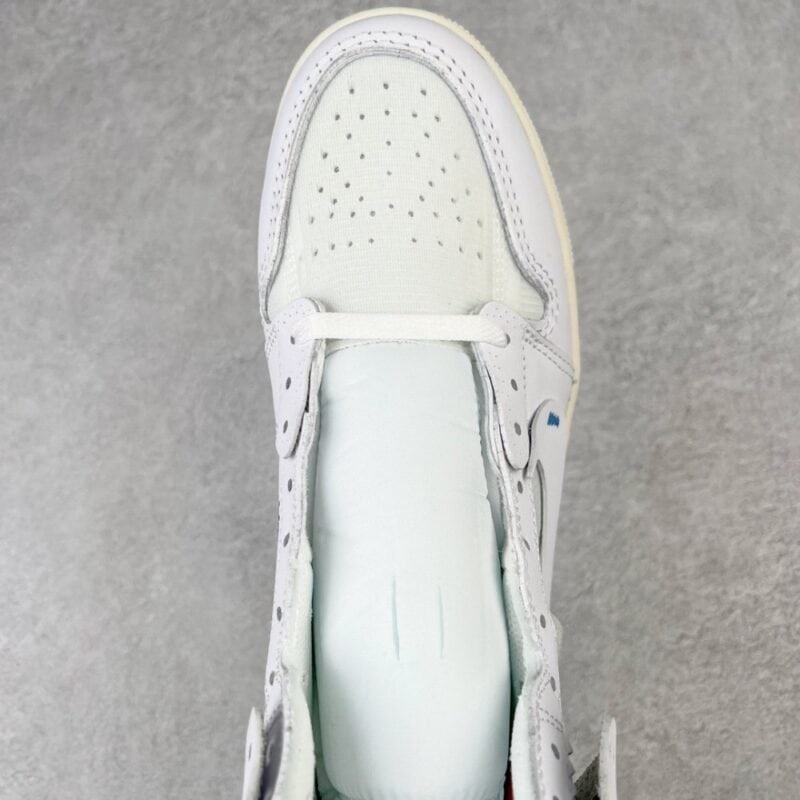 【AT3099】Off-White × Nike Air Jordan 1 Retro High "White" オフホワイト × ナイキ エアジョーダン 1 レトロ ハイ「ホワイト」AQ0818-100