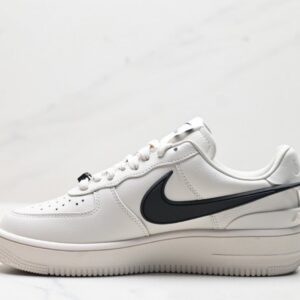 【AT3124】Ambush x Nike アンブッシュ× Nike Air Force 1 '07 Low "Phantom" コラボレーションモデル。この空軍1の低カットモデルは、カジュアルなデザインで楽しめます。