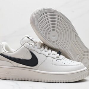 【AT3124】Ambush x Nike アンブッシュ× Nike Air Force 1 '07 Low "Phantom" コラボレーションモデル。この空軍1の低カットモデルは、カジュアルなデザインで楽しめます。