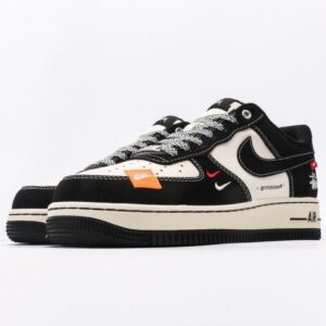 【AT3137】Stussy x Nike Nike AIR FORCE 1‘07 エアフォース1 ローカットスニーカー。柔らかく、弾力があり、優れたクッション性能と中底のデザインが特長で、レトロとモダンが融合した外観が世界中で30年以上にわたって人気を博しています。