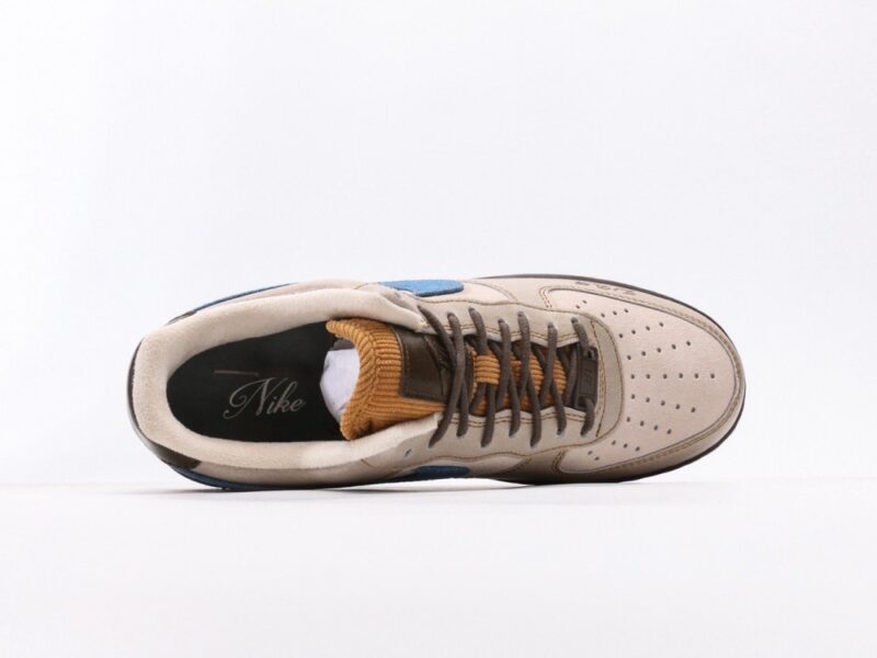 【AT3139】Nike AIR FORCE 1‘07 エアフォース1ローバーシャンキュアジョガーカジュアルスポーツスニーカー。柔らかく、弾力性に富んだクッショニングと優れたミッドソールデザインを備え、レトロとモダンが融合した外観が、30年以上にわたり世界中で大流行しているForce 1。