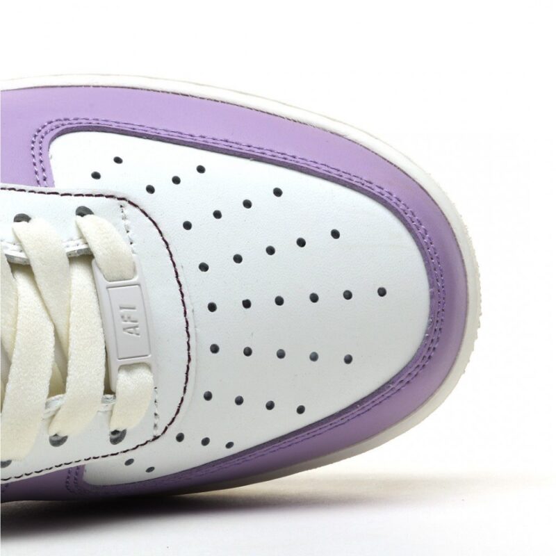【AT3145】Nike Air Force 1 Low ’07 ライトパープルの爆発的な配色、エアフォース1ローカットカジュアルスニーカー