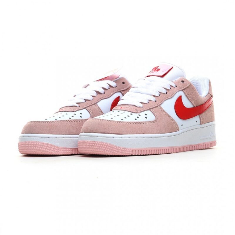 【AT3147】Nike Air Force 1 '07 QS "Valentine's Day" ピンク バレンタインデー エアフォース1号 フルレングスのハニカムエアクッション