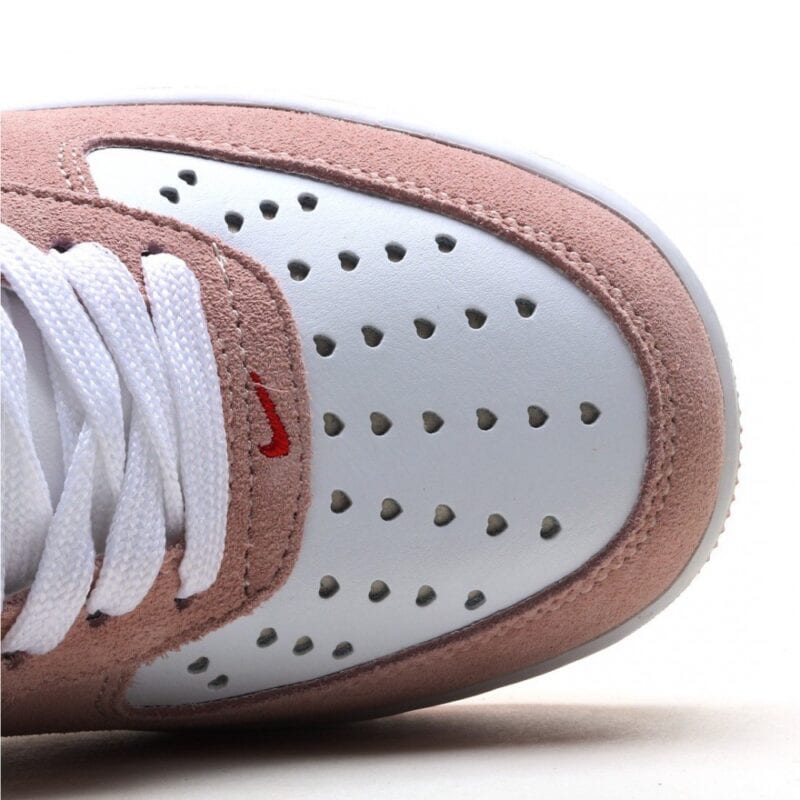 【AT3147】Nike Air Force 1 '07 QS "Valentine's Day" ピンク バレンタインデー エアフォース1号 フルレングスのハニカムエアクッション