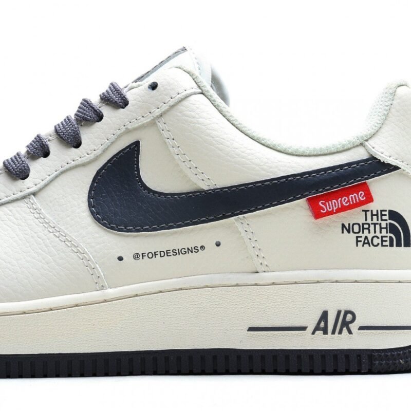 【AT3150】Supreme x The North Face x Nike Air Force 1'07 Lowコラボレーションモデル エアフォース1'07 ローカットスニーカー