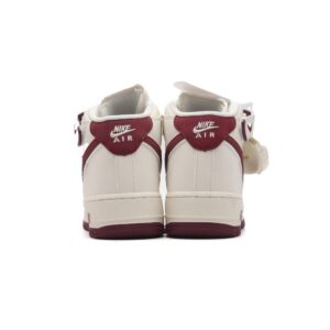 【AT3156】Nike Air Force 1 '07 HIGH エアフォース1 AF1 ハイカットマジックテープユニセックスカジュアル厚底スポーツスニーカー、柔らかく、十分な弾力性のあるクッション性能と優れたミッドソールデザインを備えた、レトロとモダンが融合した外観で、30年以上にわたり世界中で愛され続けるForce 1を作り出しました。