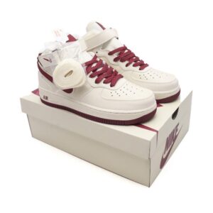 【AT3156】Nike Air Force 1 '07 HIGH エアフォース1 AF1 ハイカットマジックテープユニセックスカジュアル厚底スポーツスニーカー、柔らかく、十分な弾力性のあるクッション性能と優れたミッドソールデザインを備えた、レトロとモダンが融合した外観で、30年以上にわたり世界中で愛され続けるForce 1を作り出しました。