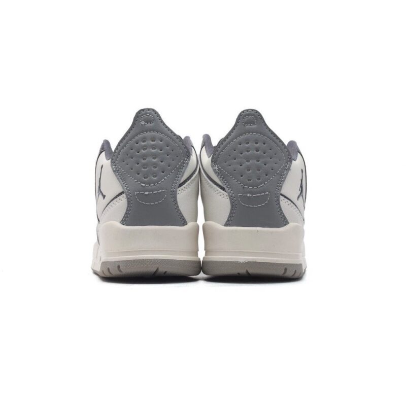 【AT3162】Nike AJ Jordan Air Jordan COURTSIDE 23の男女兼用バスケットボールシューズは、大流行するスポーツシューズです。