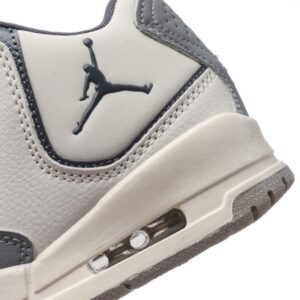 【AT3162】Nike AJ Jordan Air Jordan COURTSIDE 23の男女兼用バスケットボールシューズは、大流行するスポーツシューズです。